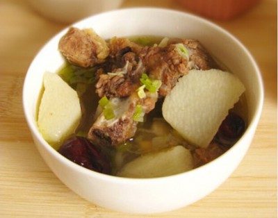 冬季暖汤-山药红枣牛肉汤的做法